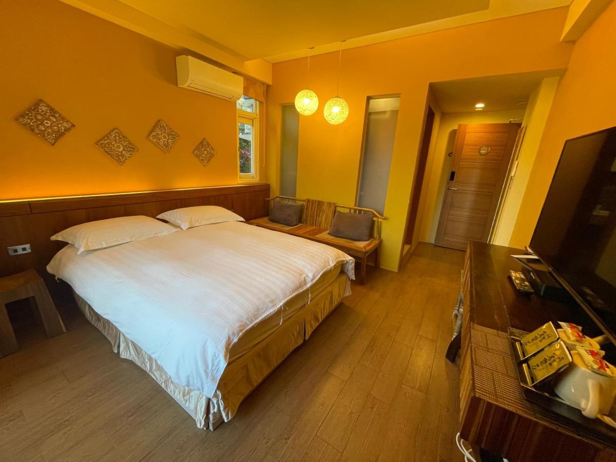 Golden101 Bed And Breakfast Цзюфень Екстер'єр фото